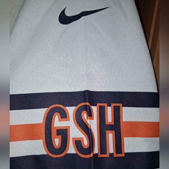 A Nike official NFL Chicago Bears #1 Fields jersey in a men's size XL. NWT. - Picture 3 of 6